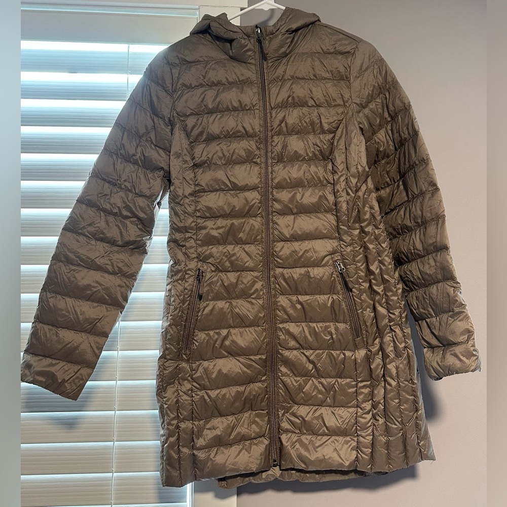 AVENTURE size SMALL Tan Puffer Jacket with Hood - Picture 3 of 7